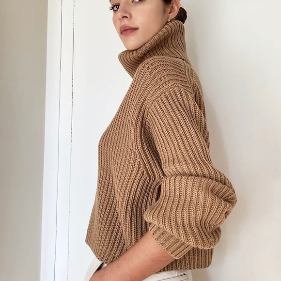 NWOT Babaton Guell Sweater in Dark Sand Brown - Picture 3 of 10